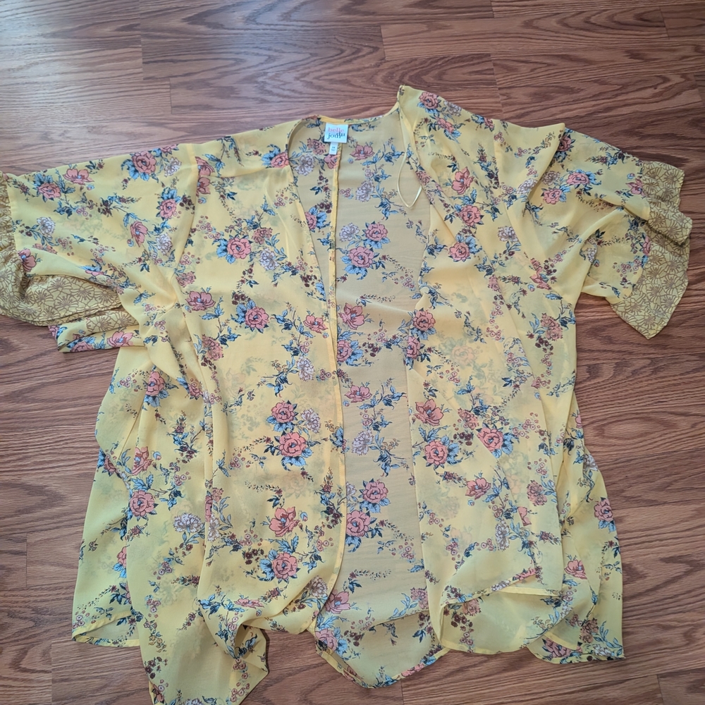 Belle Du Jour Yellow Floral Blouse - Picture 1 of 1